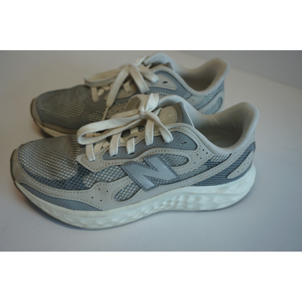 New Balance Fresh Foam Arishi v4 Grey Silver Running Shoes WARISTM4 Womens 8.5
